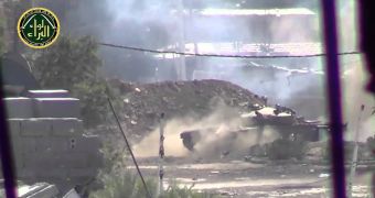 Cannon Fires Right at the Camera in Syria – Video