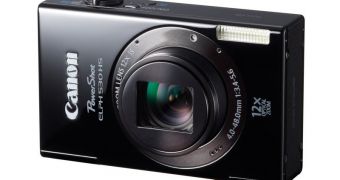 Canon PowerShot ELPH 530 HS point-and-shoot camera with WiFi support