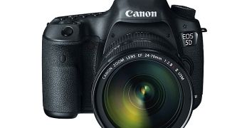 Canon EOS 5D Mark III full-frame DSLR