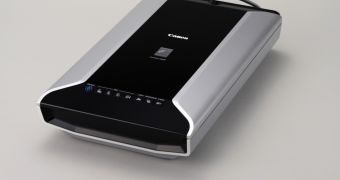 The Canon CanoScan 8800F scanner