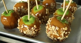 Caramel Apples Contaminated with Listeria Kill 5 People in the US