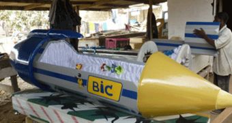 Carpenters Make Odd-Shaped Coffins in Ghana [Photos]