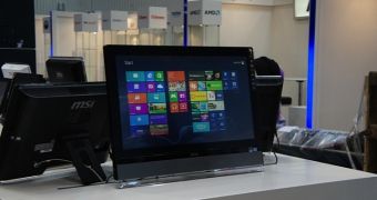 CeBIT 2013: MSI Gaming Series AG2712 All-in-One