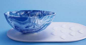 Eco-friendly dishware is dirt- and waterproof
