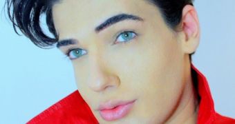 Celso Santebanes aims to turn himself into a real-life Ken doll, has already spent $50,000 (€37,255) on plastic surgery