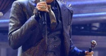 Adam Lambert performing “For Your Entertainment” at the AMAs 2009