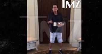 Charlie Sheen takes part in the Ice Bucket Challenge for ALS, really knows how charity works