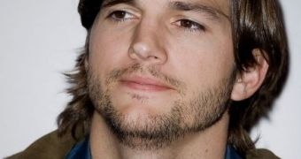 Ashton Kutcher is in talks to replace Charlie Sheen on “Two and a Half Men”