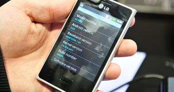 Chatr Launches LG Optimus L3 and LG C195