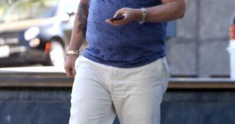 Chaz Bono will be in Sydney for the 2014 Mardi Gras, is looking forward to dating some women there