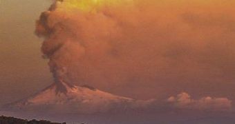 Llaima volcano eruption viewed from Temuco (Araucanía Region, Chile), in 2008