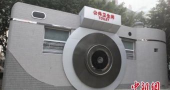 Camera-shaped toilet has been built in China