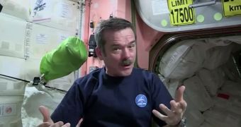 Chris Hadfield's Wonderful Five Months in Space Condensed in a 90-Second Video