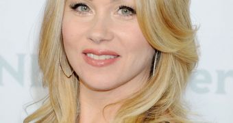 Christina Applegate underwent double mastectomy after cancer diagnosis, talks about the ordeal