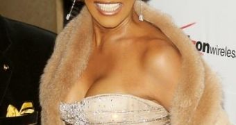 Whitney Houston will perform at Clive Davis’ Pre-Grammy Party, it has been confirmed