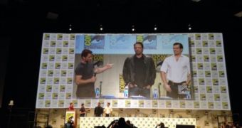 Director Zack Snyder and actors Ben Affleck and Henry Cavill introduce first teaser for “Batman V. Superman”