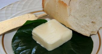 Compound in Artificial Butter May Favor Alzheimer's
