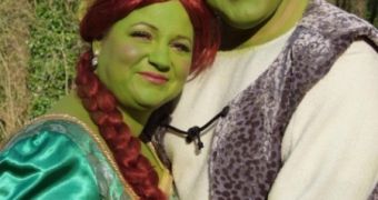Christine and Keith spent three hours with a makeup artist to look like Princess Fiona and Shrek on their wedding day
