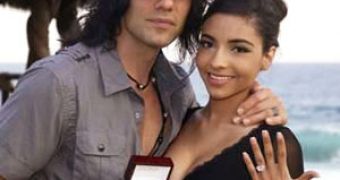 Criss Angel and Sandra Gonzalez are engaged