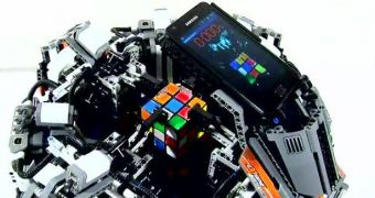 CubeStormer II Rubik’s Cube solving robot
