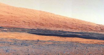 These are the slopes of Mount Sharp, as seen by MastCam