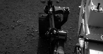 Curiosity wiggled its wheels in the Martian dirt for the first time on August 21, 2012