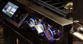 Dacor shows off an oven with a 7-inch Android tablet embedded in