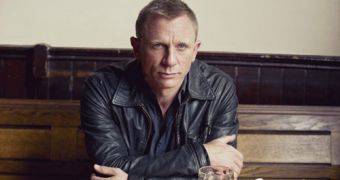 Daniel Craig reprises the James Bond role in the upcoming “Skyfall”