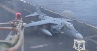 Pilot manages to land fighter jet on a stool