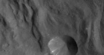 This is one of the last images Dawn snapped from its survey orbit around Vesta, before moving to HAMO