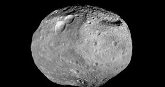 Dawn's farewll image of asteroid Vesta
