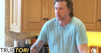 Dean McDermott says his addiction to drugs and alcohol made him cheat on wife of 11 years Tori Spelling