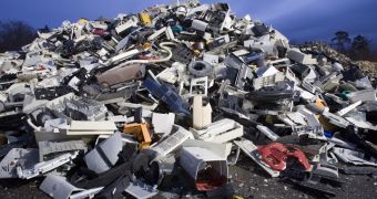 Dell cuts ribbon on e-waste recycling hub in Kenya