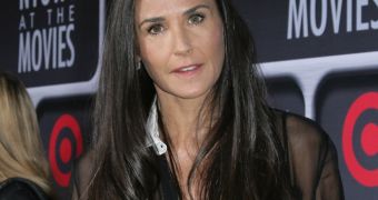Demi Moore is now dating 66-year-old restaurant mogul Peter Morton