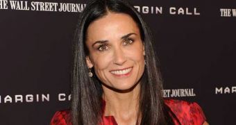 Demi Moore wants to give marriage to Ashton Kutcher another try, says new report