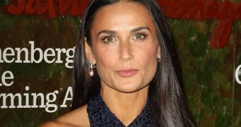 Demi Moore is handling Mila Kunis’ pregnancy well: she isn’t bothered in the least, report says