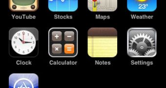 iPhone OS 3.0 Home screen (iPod touch 2G)