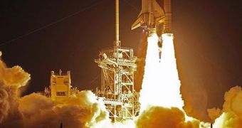 Discovery lifts off from KSC's Launch Pad 39A facility, for a two-week-long stay on the ISS