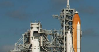 Discovery at its take-off site, Launch Pad 39A at KSC