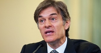 Dr. Oz says he's not misleading his audience, he's keeping them informed, helping them to improve themselves