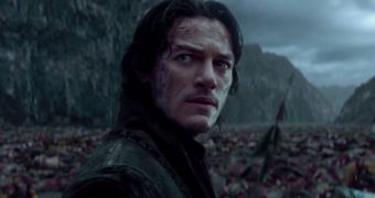Luke Evans is Prince Vlad Tepes in first official “Dracula Untold” trailer