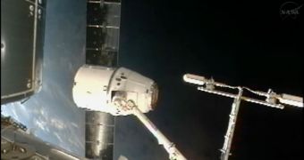 The Dragon captured by the ISS