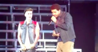Drake, Justin Bieber Perform Together in Toronto – Video
