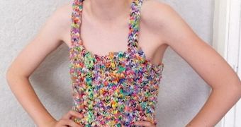 Dress made entirely from loom bands sells for much more than the asking price on eBay