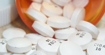 Prescription pill abuse is on the rise in the US, doctors and the Internet partially to blame