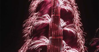Dubai's amazing fireworks display breaks Kuwait's previous record in seconds