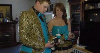 Amber Squires and Kody Britt get ready for the prom in duct-tape outfits