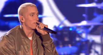 Eminem performs “Berzerk / Rap God” at the MTV European Music Awards 2013