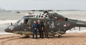 A Royal Dutch Airforce helicopter deliveres ESA astronaut André Kuipers to ESTEC, in the Netherlands, on August 30, 2012