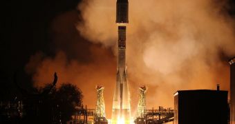A Soyuz-Fregat rocket delivered the ESA MetOp-B weather satellite to orbit on Monday, September 17, 2012
